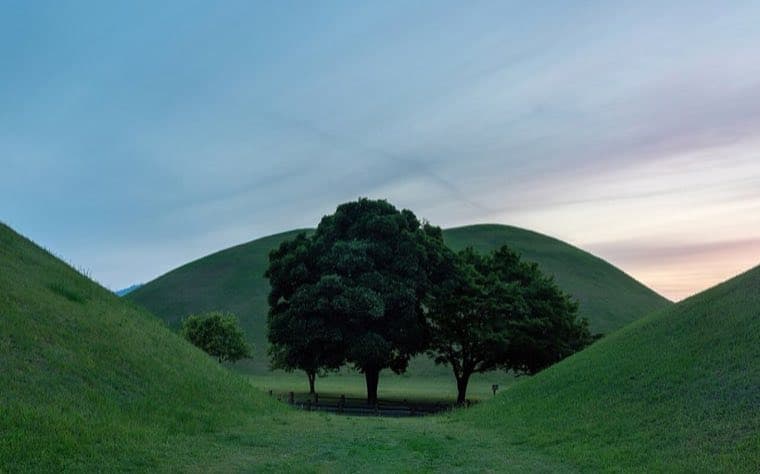 Daereungwon Tombs